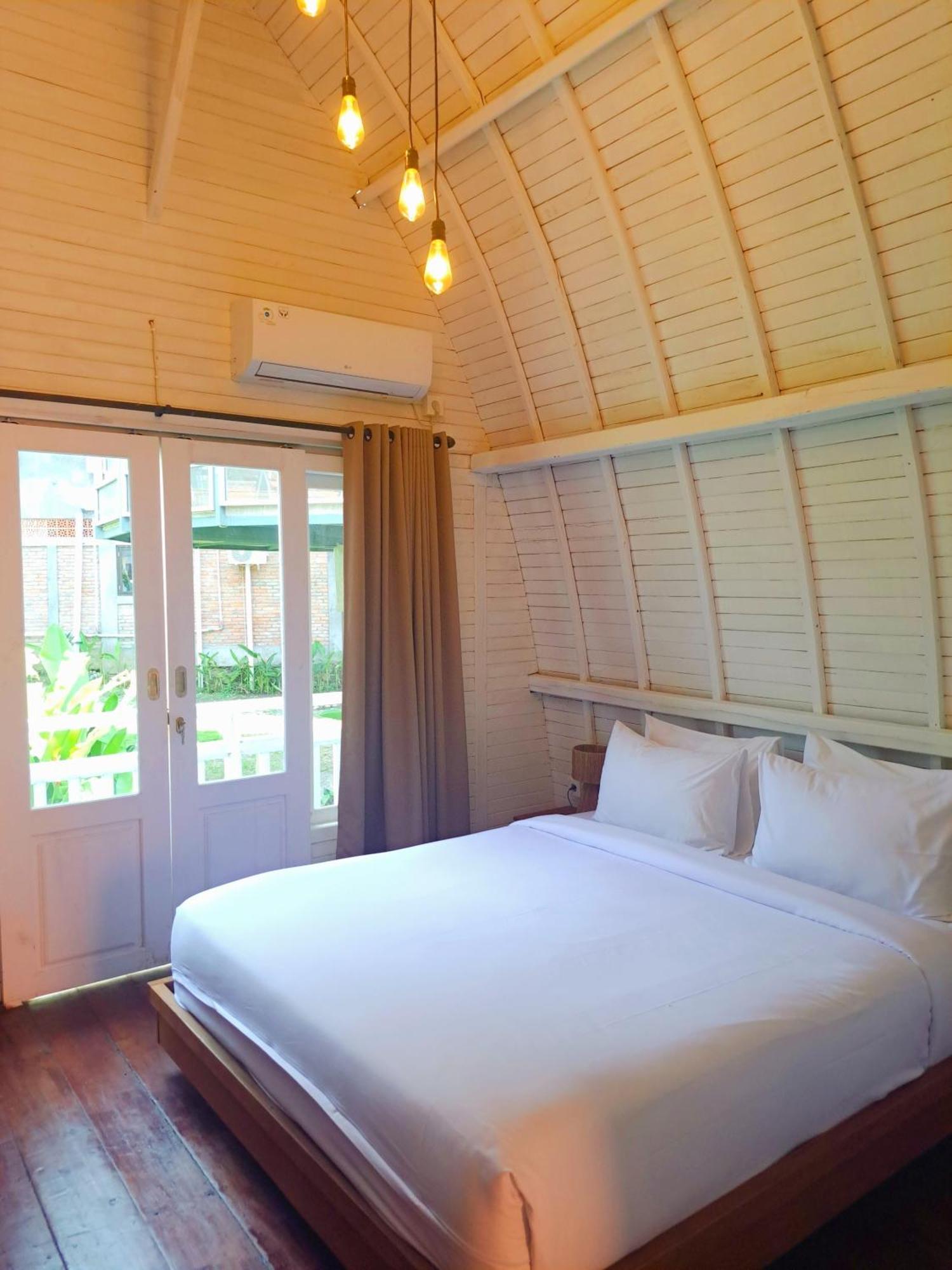 Cove Wong Village Denpasar  Luaran gambar
